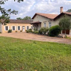 Domaine clos et arboré de 3 ha avec deux maisons