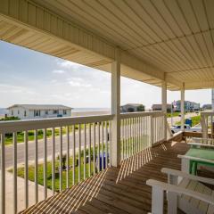 A Watts Landing by Oak Island Accommodations