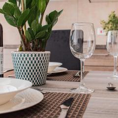 Unique 2BDR Suite Near Sea and Pool in City Center!