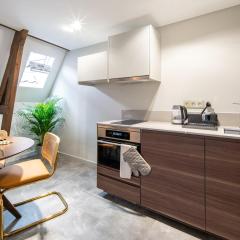 Family penthouse 7-Minutes from Rotterdam Central Newly Build top floor terrace R5
