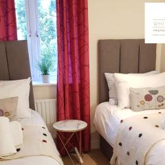 Serviced Accommodation Hatfield near train station free Parking Wi-Fi by White Orchid Property Relocation
