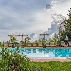 Podere Mezzastrada - Place of Charme