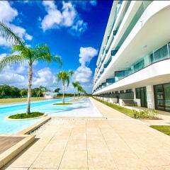 Luxury Apartment With Pool And Golf View