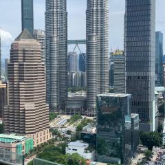 Legasi Kampung Baru Guest House by Rumahrehat twin tower view