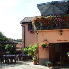 Restaurace a penzion Na Růžku