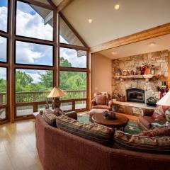 --Mountain Chalet Getaway with Breathtaking View Next to Tail of Dragon--
