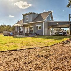 Granbury Home with Hot Tub and Furnished Patio!