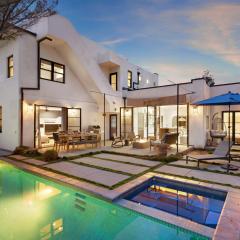 Vista Del Mar by AvantStay Stunning Spanish Inspired Home w Pool Hot Tub Rooftop Patio