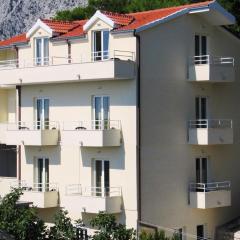 Apartments Danica Drašnice