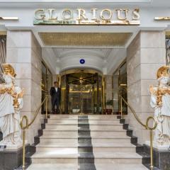 グロリアス ホテル（Glorious Hotel）