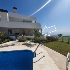 Luxury beachfront apartment with pool, sauna, fitness and gym in province Malaga, Andalusia