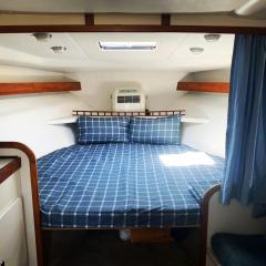 Cozy private two rooms yacht in Barcelona - boat in Port Forum