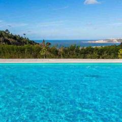 Villa with views over the Atlantic Ocean and swimming pool