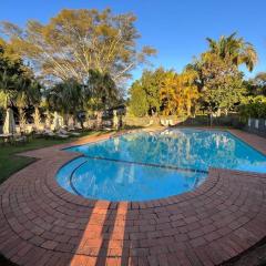 Lovely 1 Bedroom Unit With Amazing Pool