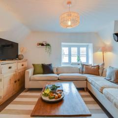 The Nook, Newly Available Relaxed 2 bed, Cotswolds