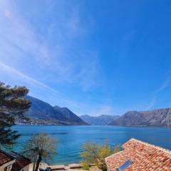 Lovely apartment Jovan 3,with a view of the bay and free Wi-Fi