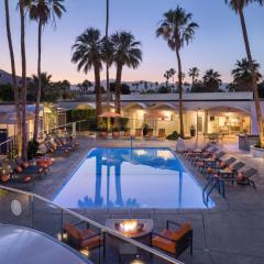 더 팜 스프링스 호텔 (The Palm Springs Hotel)