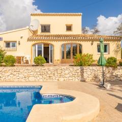 Tranquil Restored Farmhouse