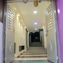 Gurusparsh lodging