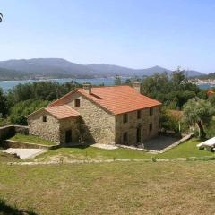 Casa Crina Casa restaurada con finca grande