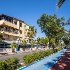 Large Duplex Apartment With Sea View