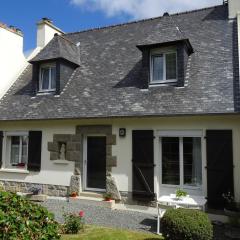 Breton cottage near Armorique Natural Park, Guerlesquin