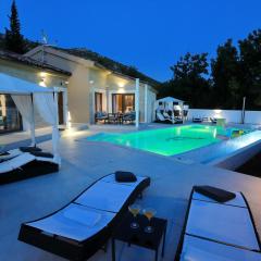 Villa in Starigrad with heated pool