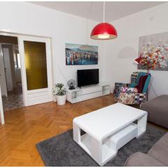 Large apartment between Split and Trogir