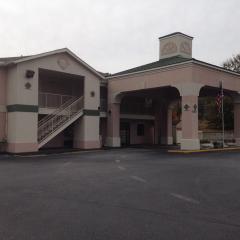 Country Hearth Inn & Suites Augusta