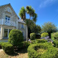 CARANTEC FAMILY HOME WITH GARDEN 6 persons