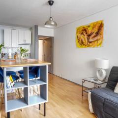 Superb apartment with parking & terrace in Bordeaux center - Welkeys