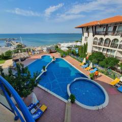Sveti Vlas Marina Beach Apartment - Vega Village