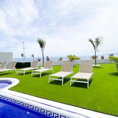 Villa Elisabetta, Luxury Villa with Heated Pool Ocean View in Adeje, Tenerife
