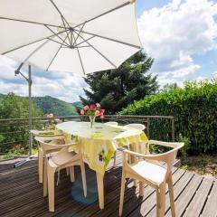 Inviting holiday home in Miremont with garden