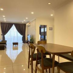 Lovely and Exclusive 3 bedrooms apt@KSL Daya