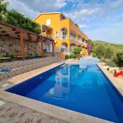 Apartments with a swimming pool Mokalo, Peljesac - 639