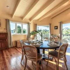 Okahu House - Surfdale Holiday Home