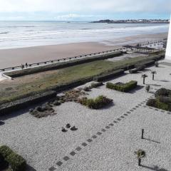 Appartement fonctionnel, vue imprenable mer