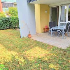 Spacious & Modern 4-Room-Flat *Garden and WiFi*