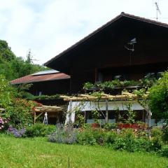 Für Ihren Urlaub 2024 Fremdenzimmer-Appartement Eurasburg im Loisachtal - Tölzer Land