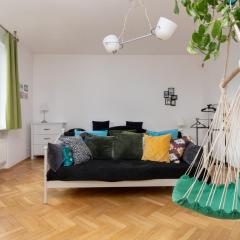 100m2 Apartment with Beautiful Old Town View by Noclegi Renters