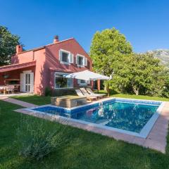 Stunning Red Cottage with a Pool