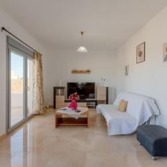 House on the black beach with sea view and parking