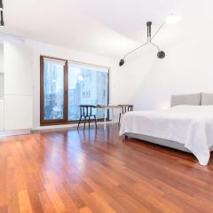 Bianco 19 - central studio Universitate - Old Town