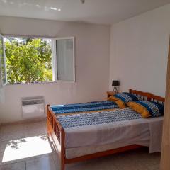 Appartement avec extérieur et parking gratuit