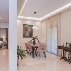 Luxury Moi Apartment in Bafra Village