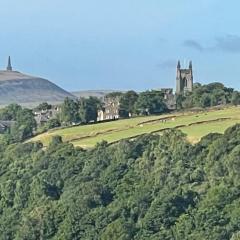 Inviting 4 Berth caravan in Hebden Bridge