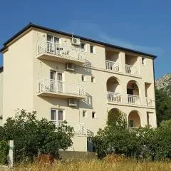 Apartments with parking space Gradac, Makarska - 6724