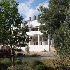 Apartments by the sea Starigrad, Paklenica - 6587