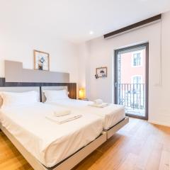 Central & Elegant Room near the station